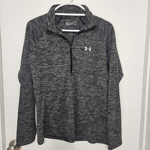 NWT Under Armour Women’s 1/2 Zip Tech shirt Size Large